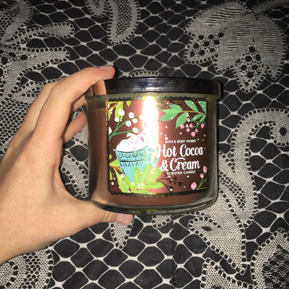 Hot Cocoa & Cream Bath & Body Works Candle